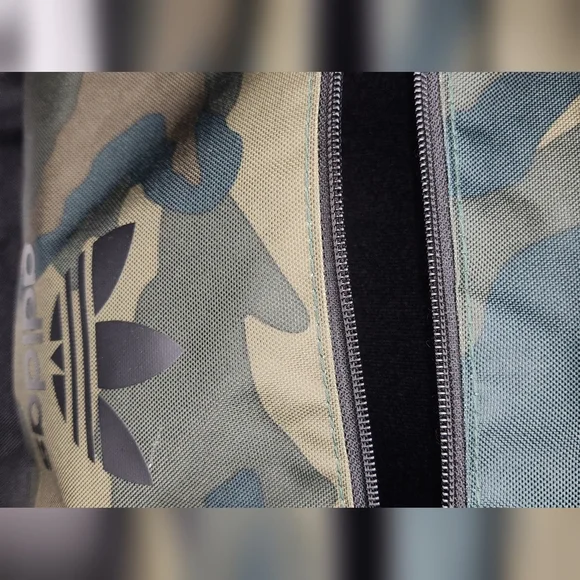 Adidas Camouflage Backpack for Youth - Picture 5 of 9